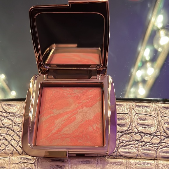 Hourglass Makeup Nwb Hourglass Ambient Lighting Blush In Color Dim